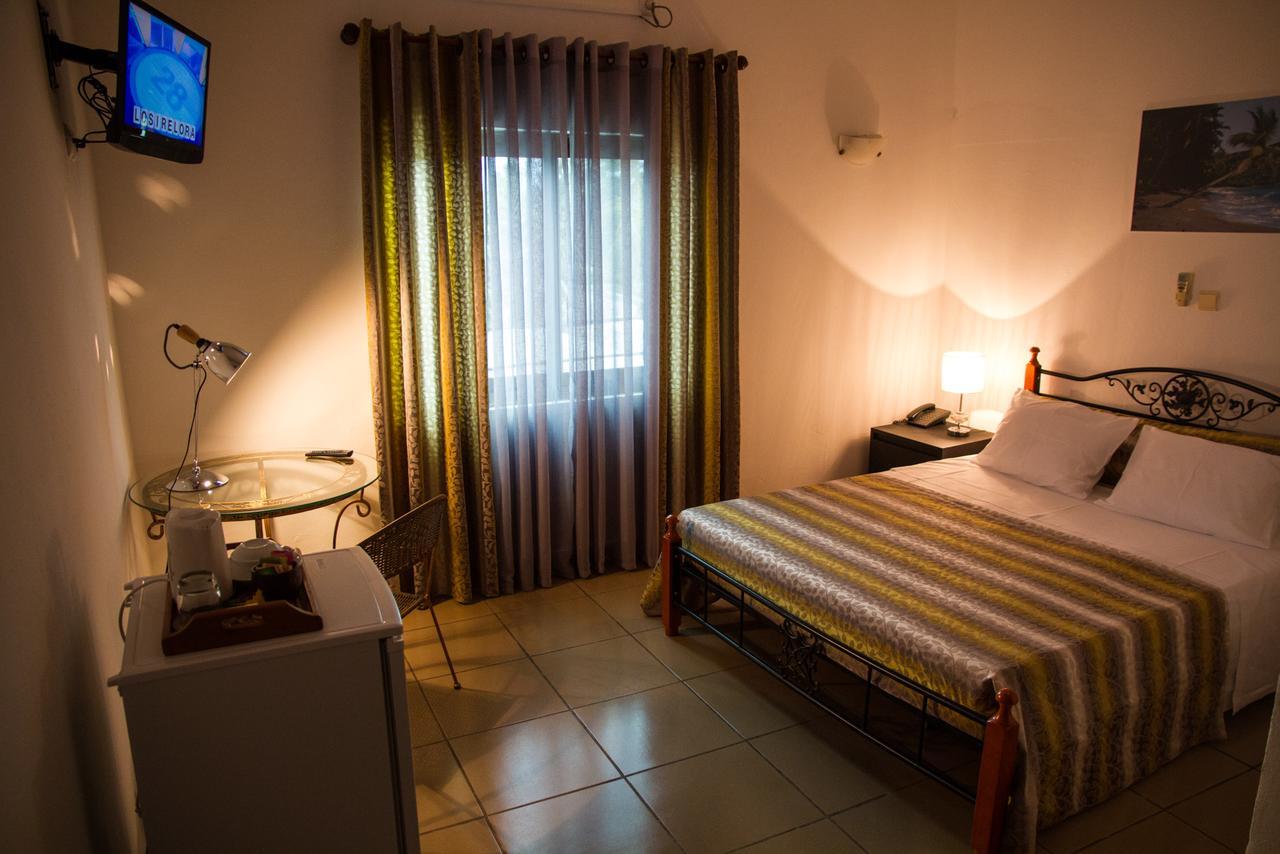 Hotel Residencial Luxan Sao Tome Exterior foto