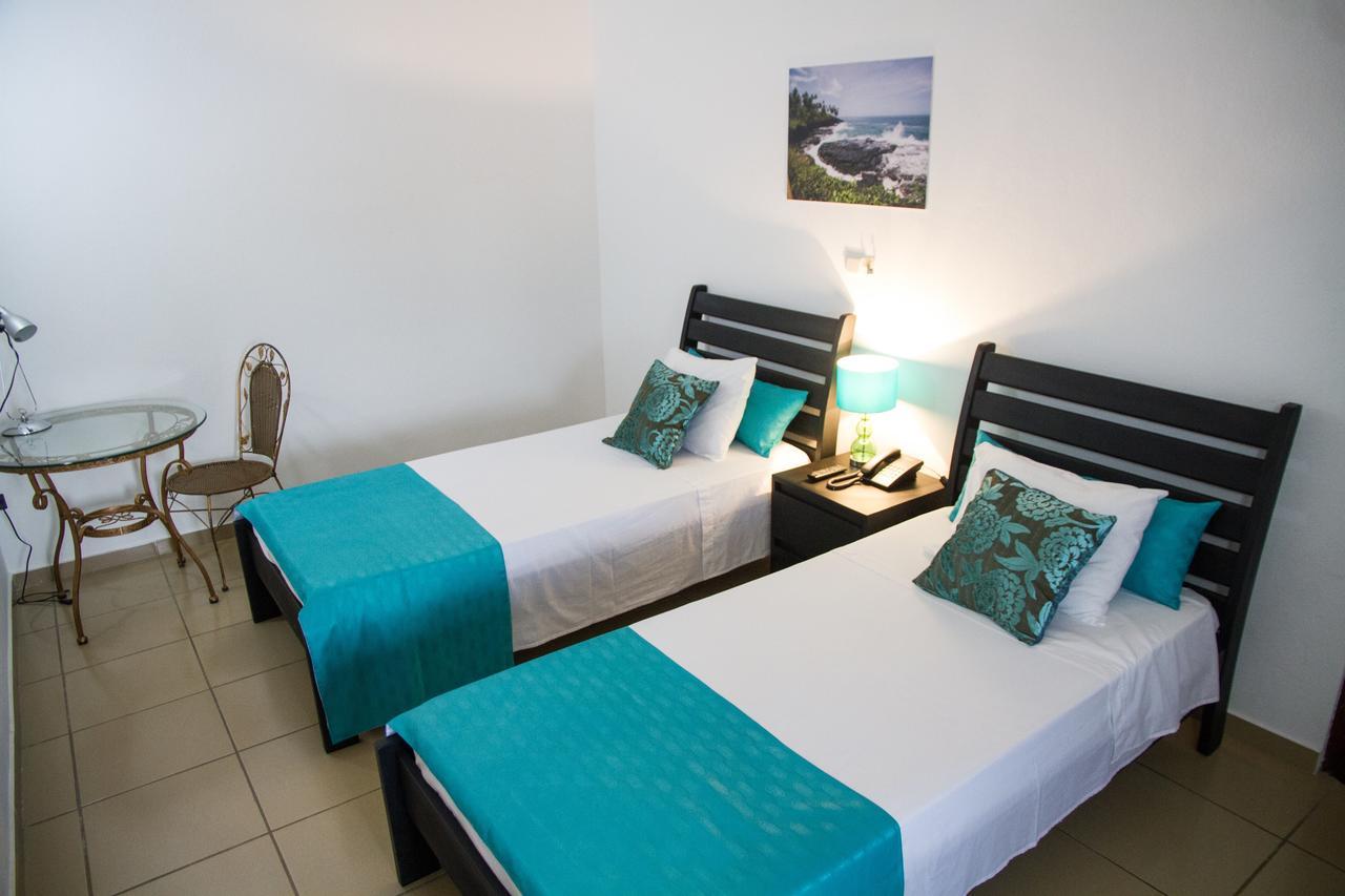 Hotel Residencial Luxan Sao Tome Exterior foto